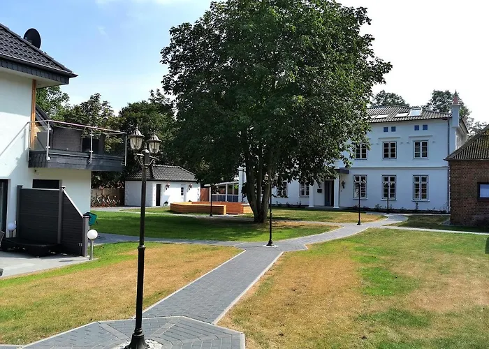 Am Henriettenhof Apartment *